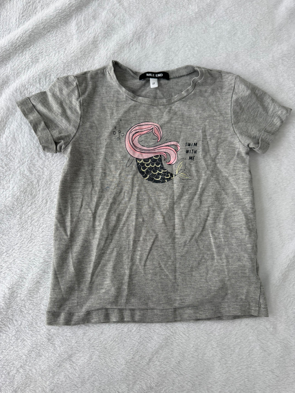 Mile end 2 ans *petite tache, dessin craqué