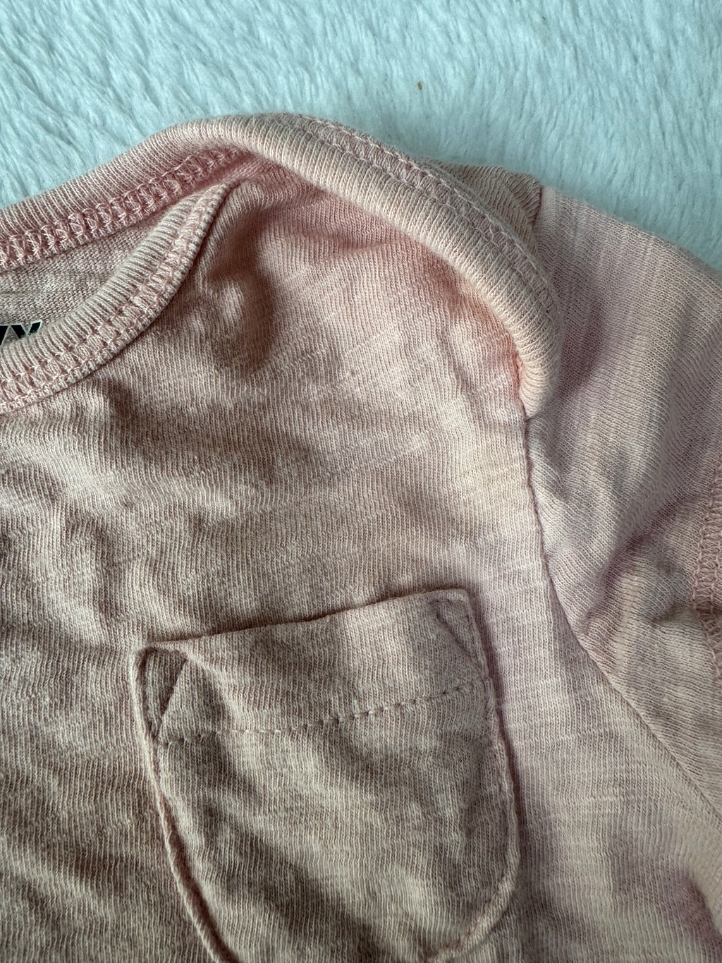 Old Navy 0-3 mois *taché