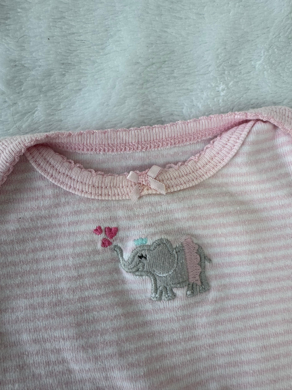 Carter’s | nouveau-né *petite tache