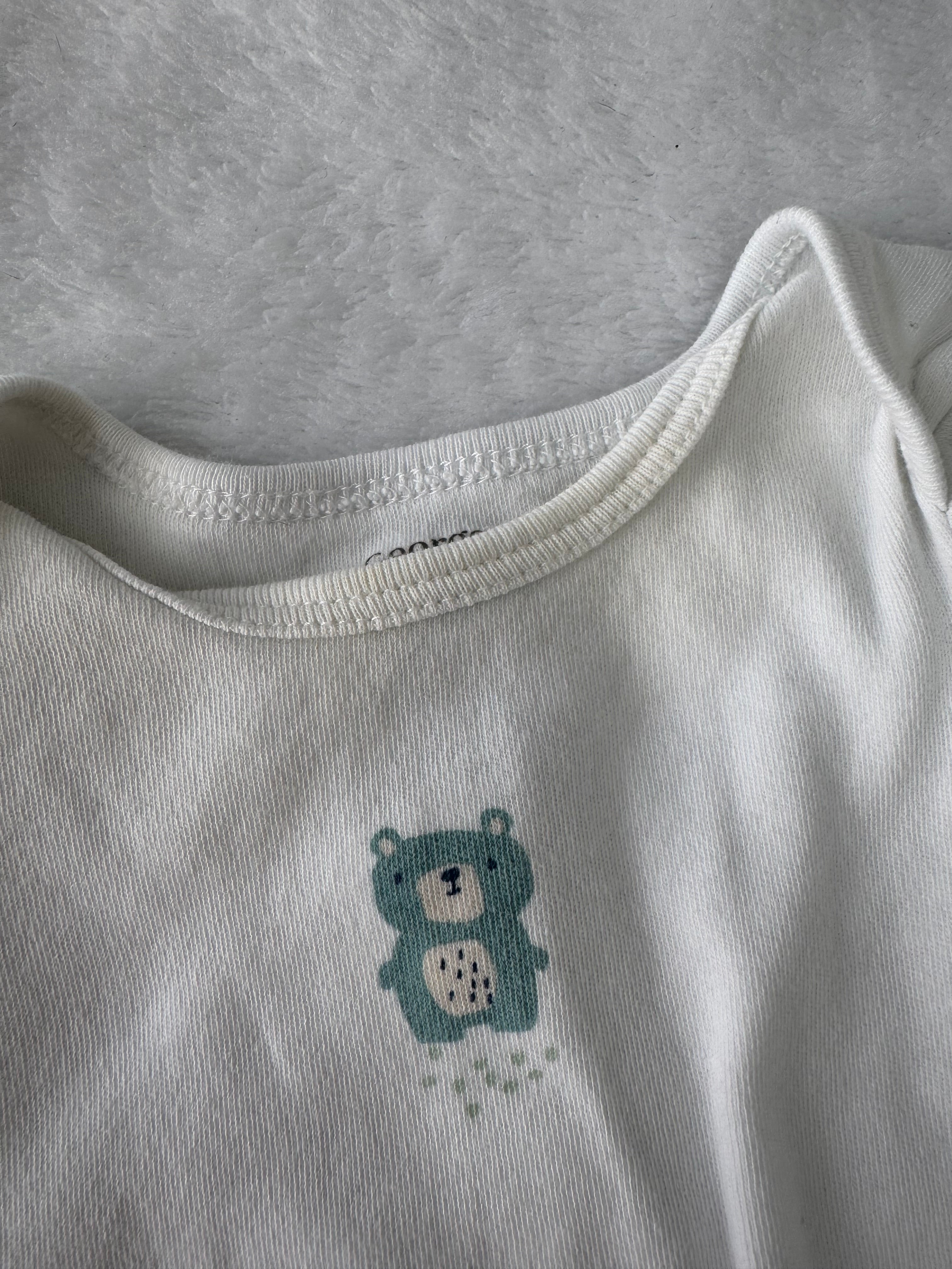 George | nouveau-né *cols jaunis