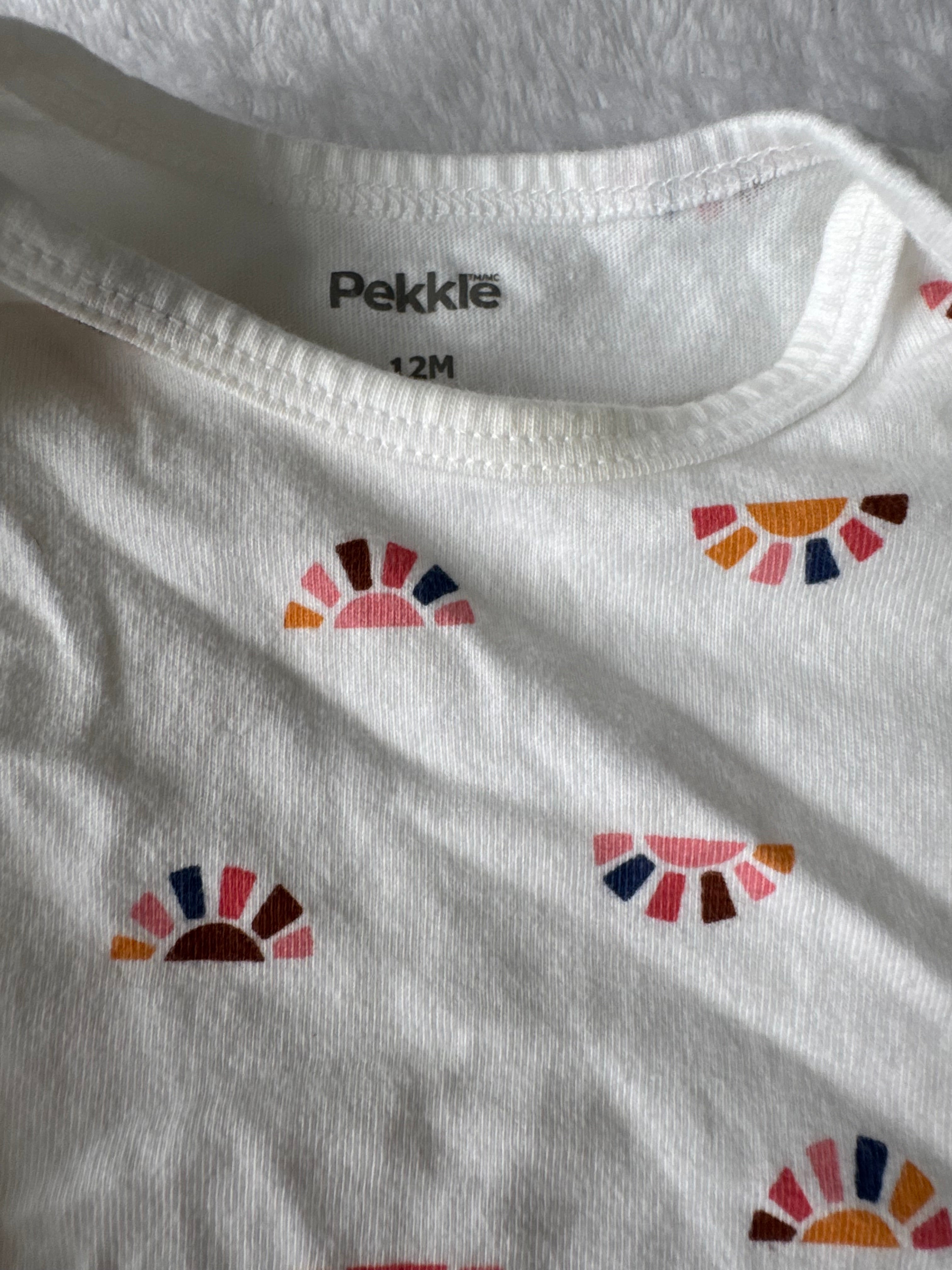 Pekkle 12 mois *petites taches