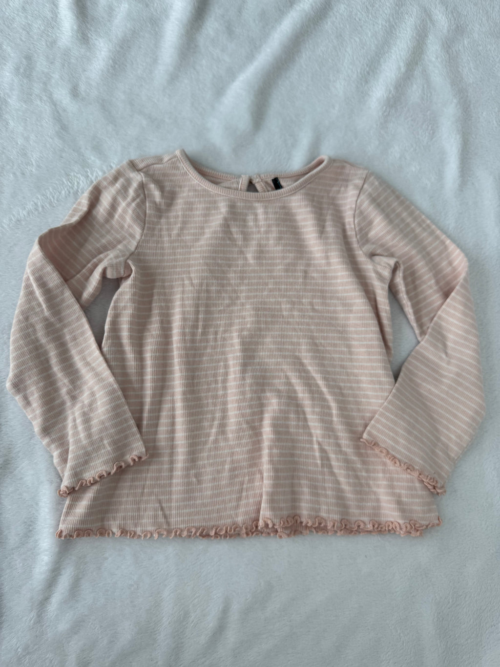 Étiquette coupé voir description/ fait 5 ans