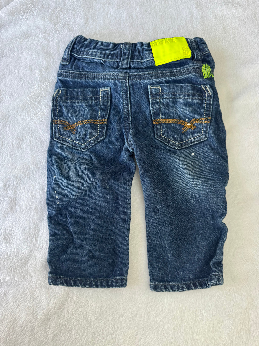 Mexx 9-12 mois *petites taches de peinture