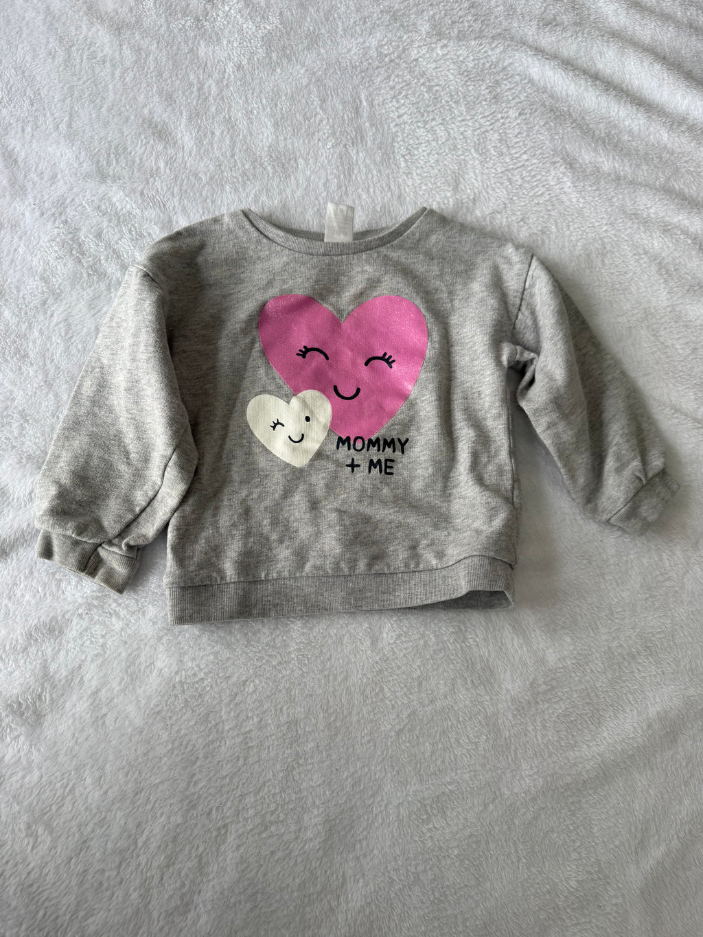 Carters 18 mois *petites taches, un peu mousseux