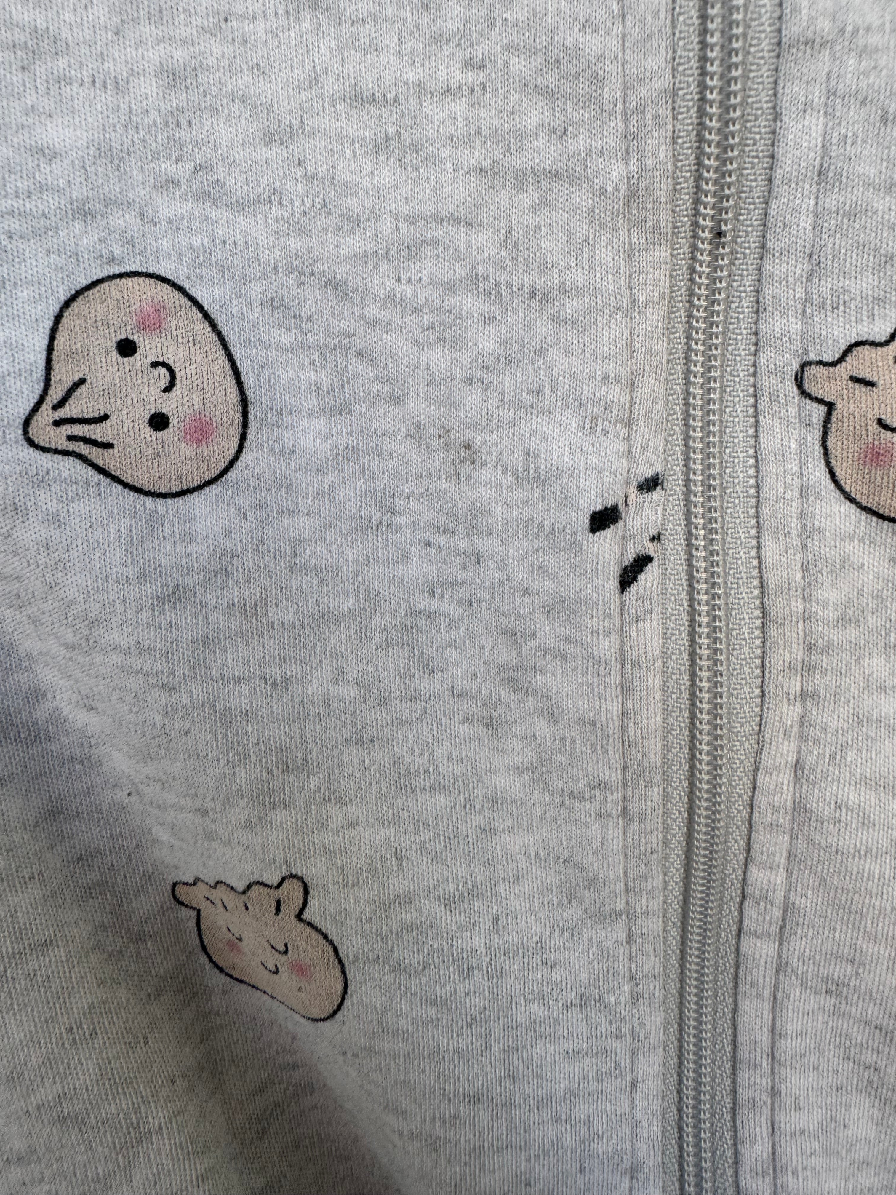 Pekkle 12 mois *plusieurs petites taches