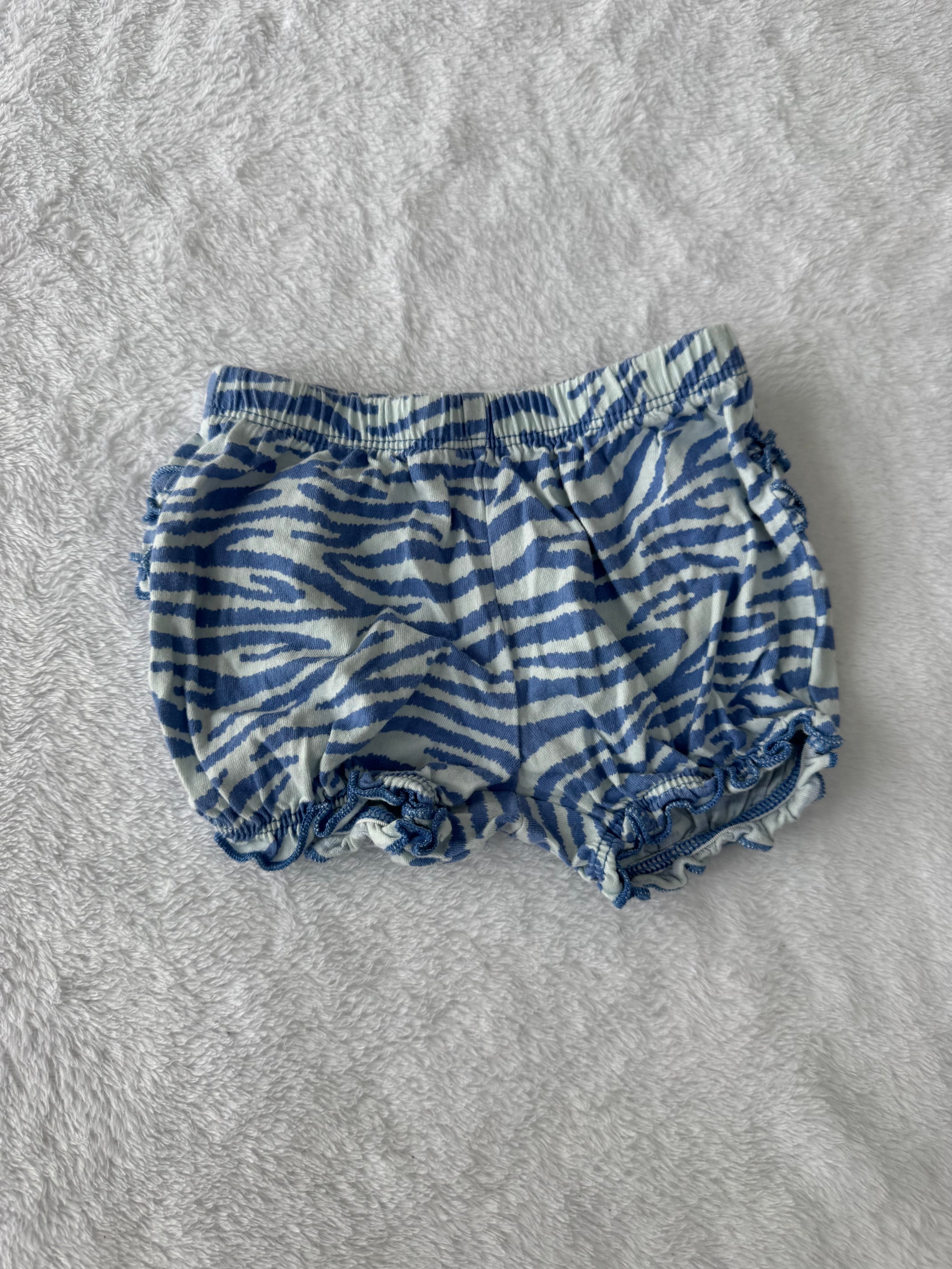 Carters 6 mois *voir derrière