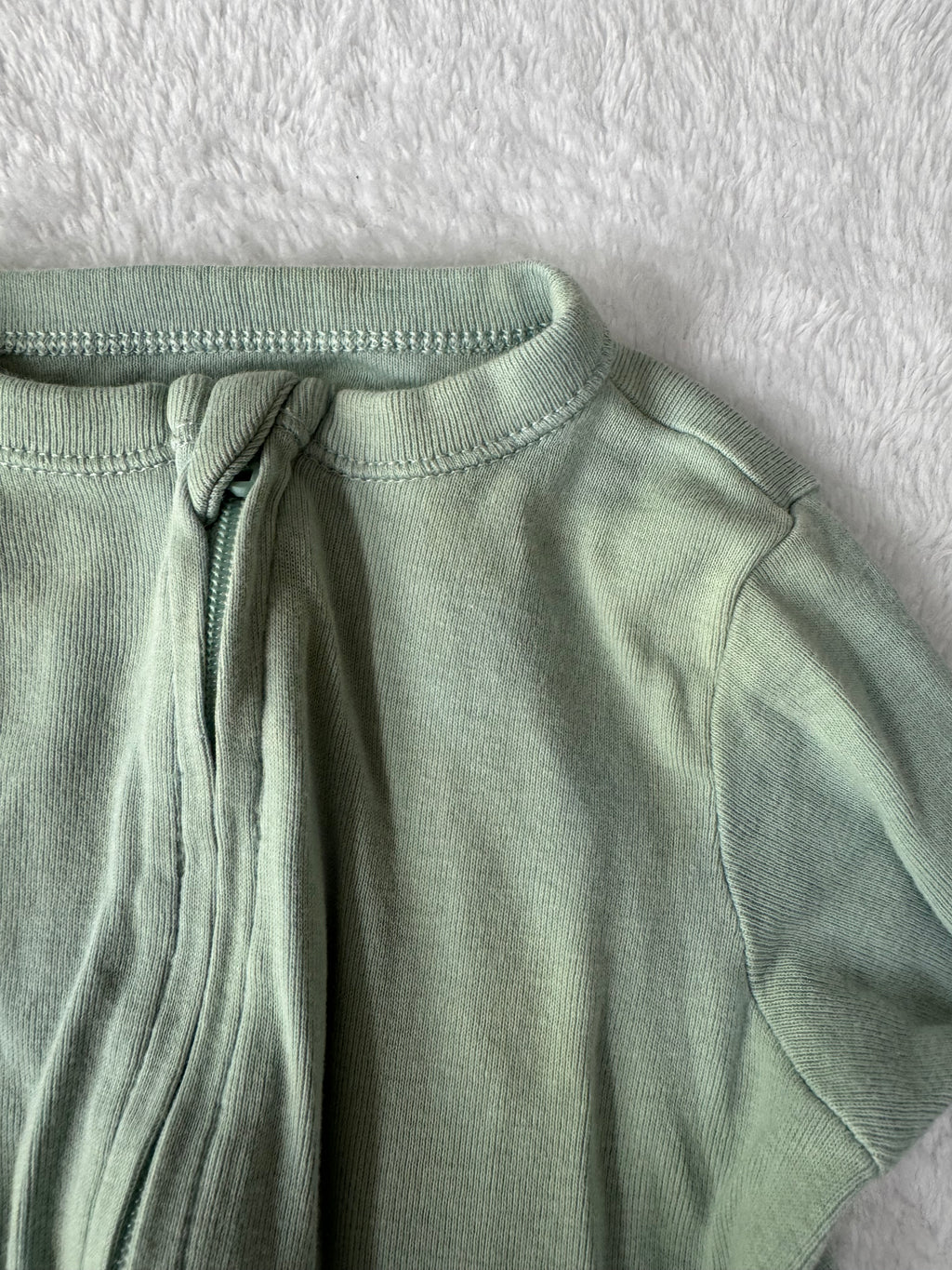 Old Navy 3-6 mois *taché