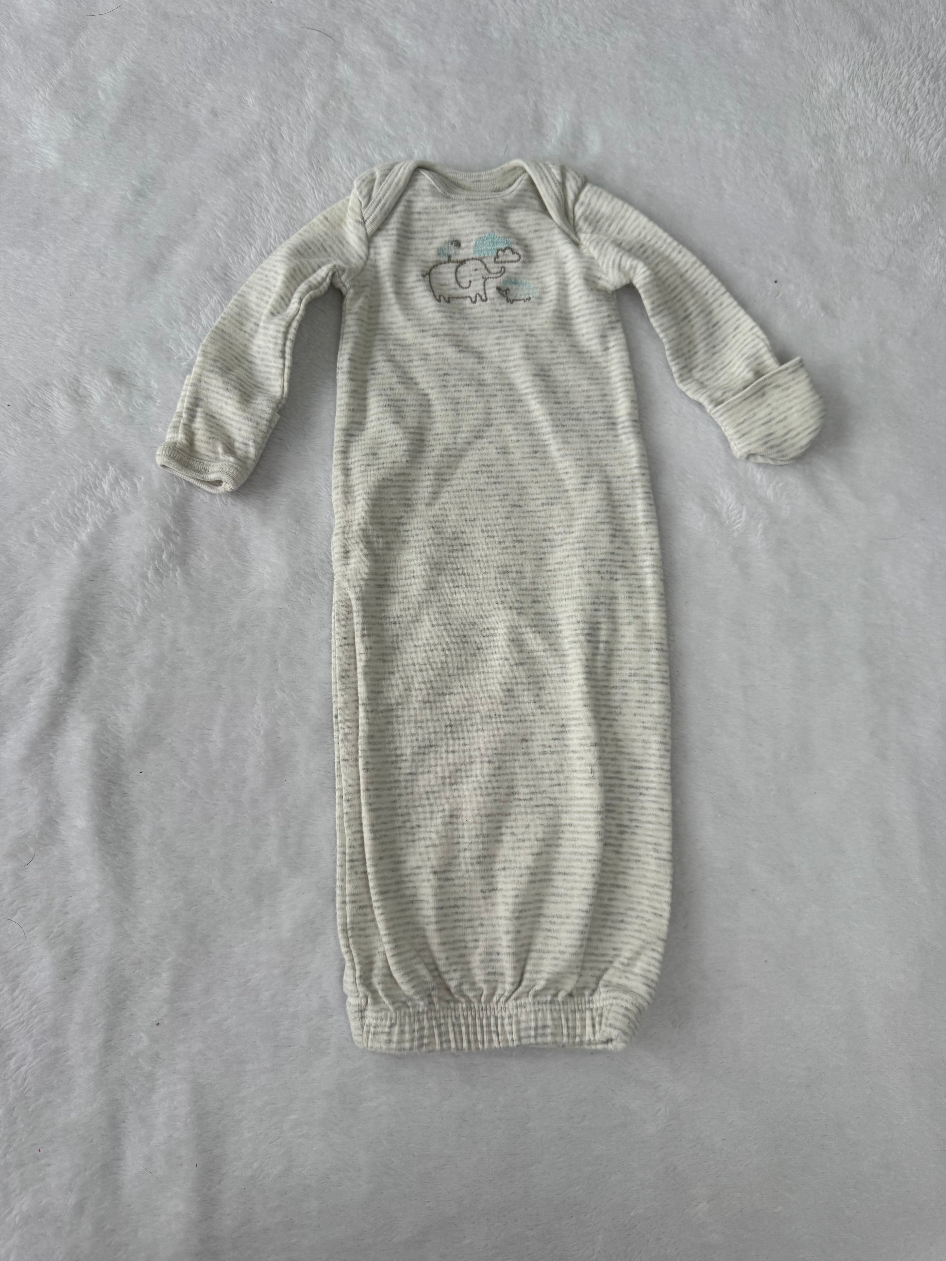 Carter’s prématuré *petite tache sur la manche