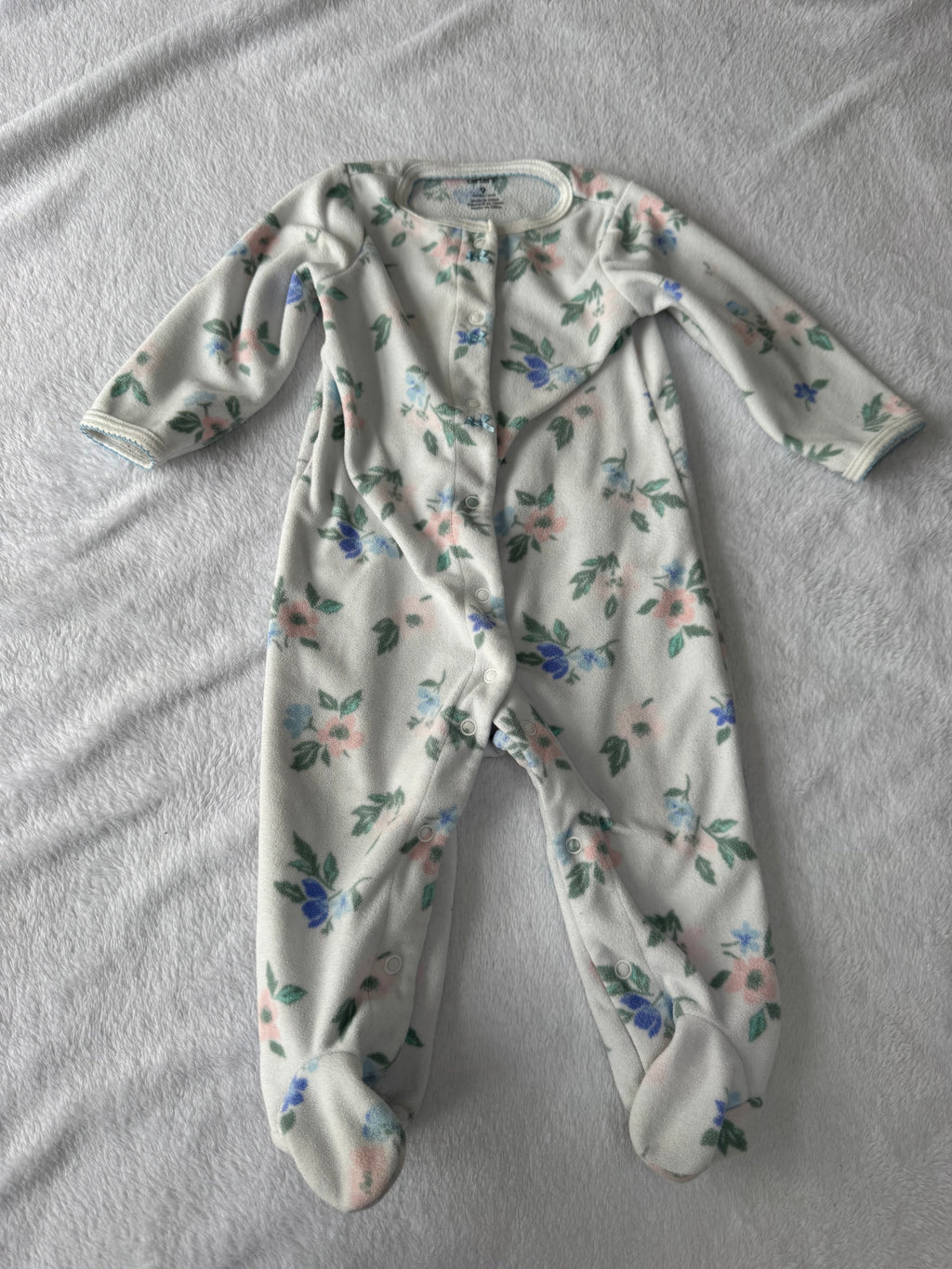 Carters 9 mois *polar bien porté, petites taches
