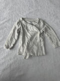 Carters 6 mois *bouton jauni et petites taches