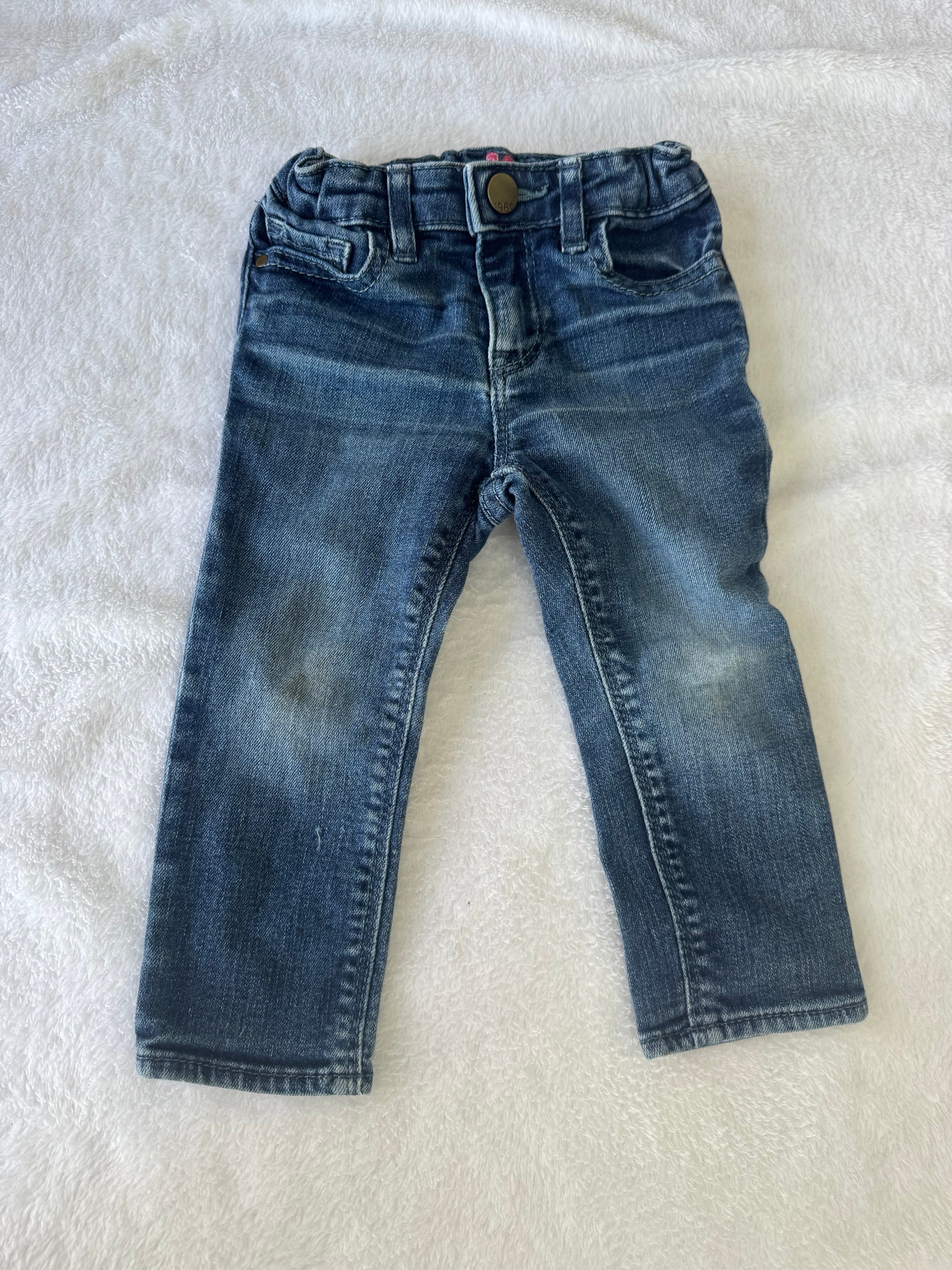 Baby gap 18-24 mois *genou un peu usé