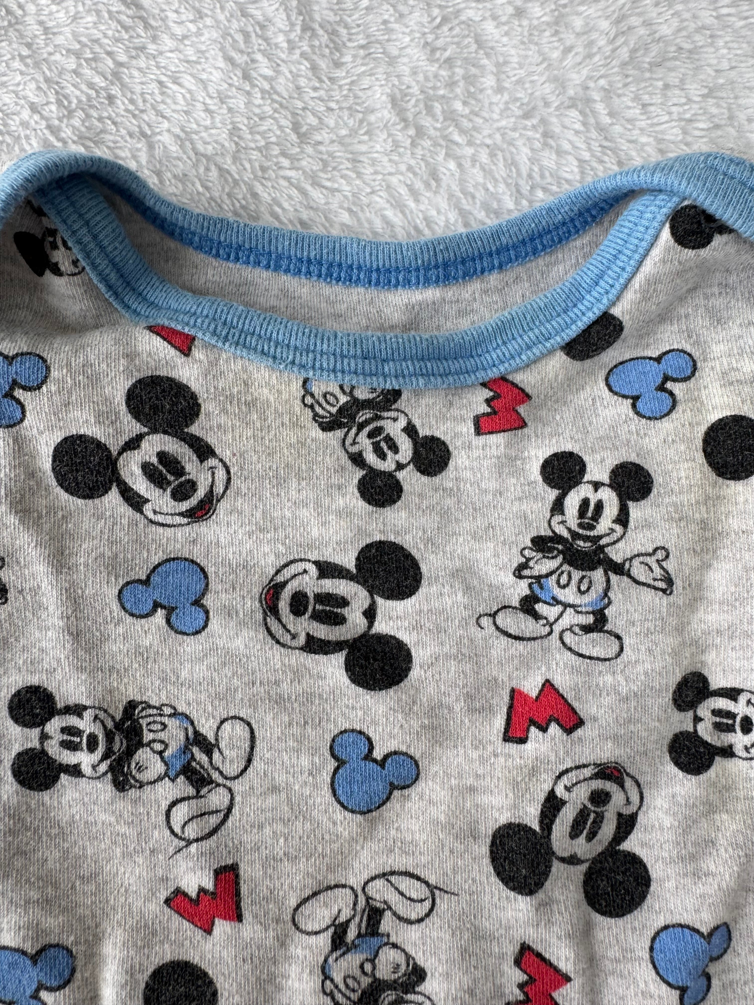 Disney baby 3 mois *petite tache
