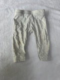 Old Navy 6-12 mois *petite tache, un peu mousseux