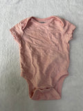 Old Navy 0-3 mois *taché