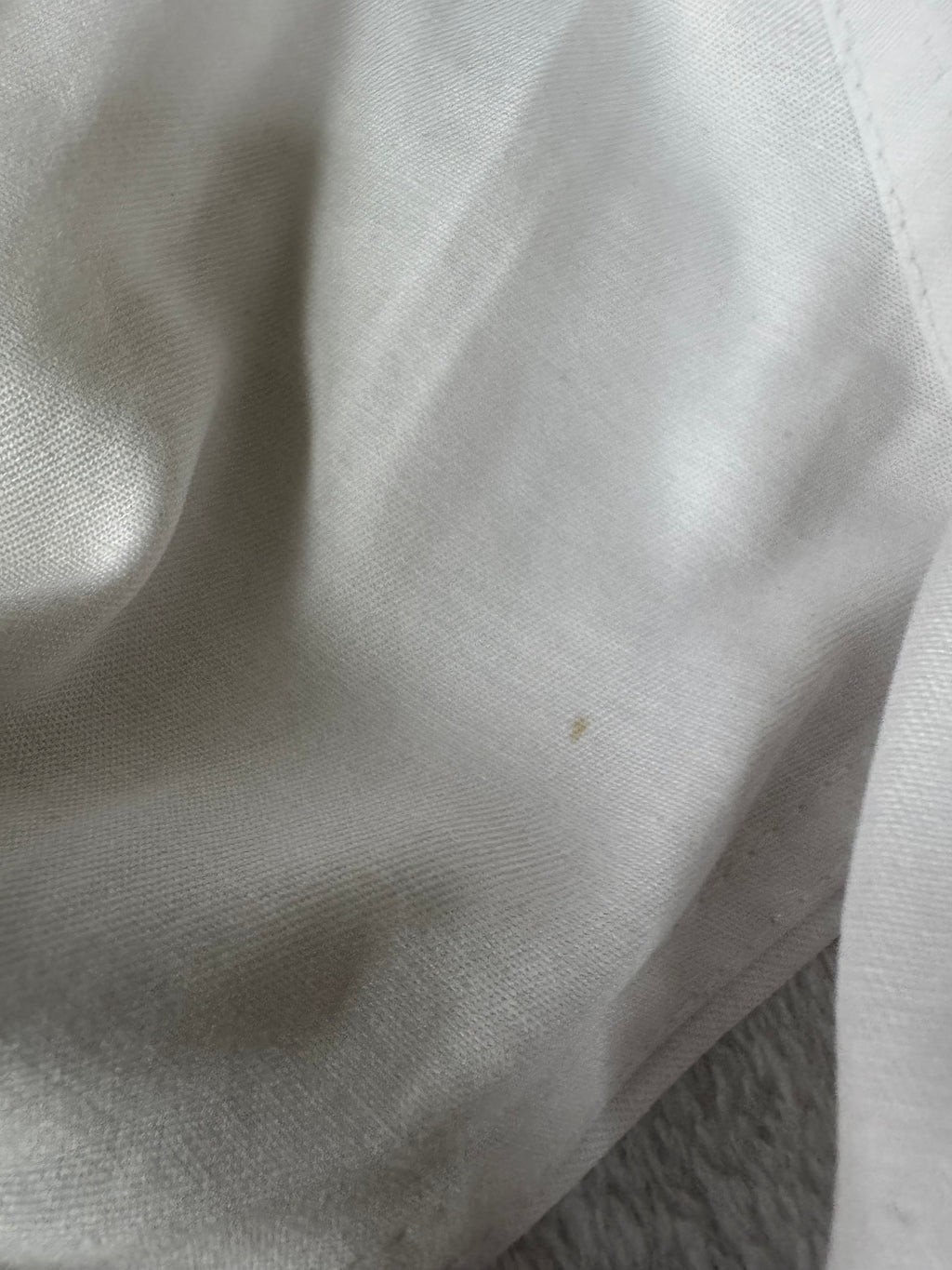 Babooni 7 ans *voir photos, valeur 98$, porté 1x, minis taches chemise