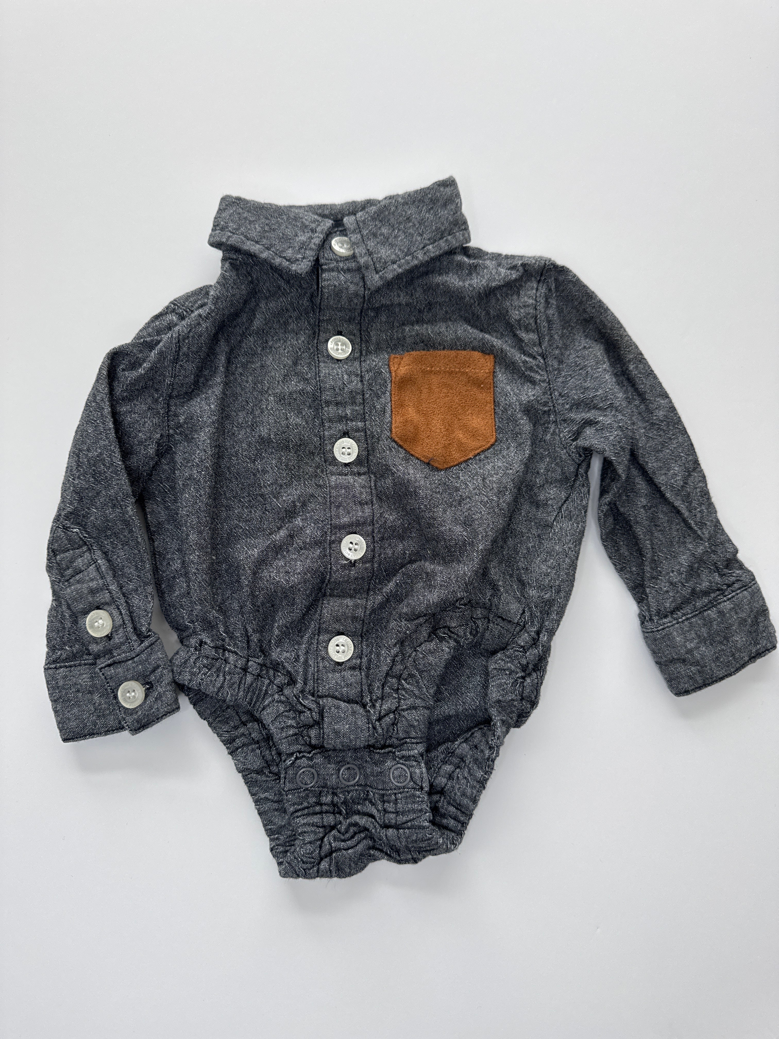 Le chat botté 3 mois