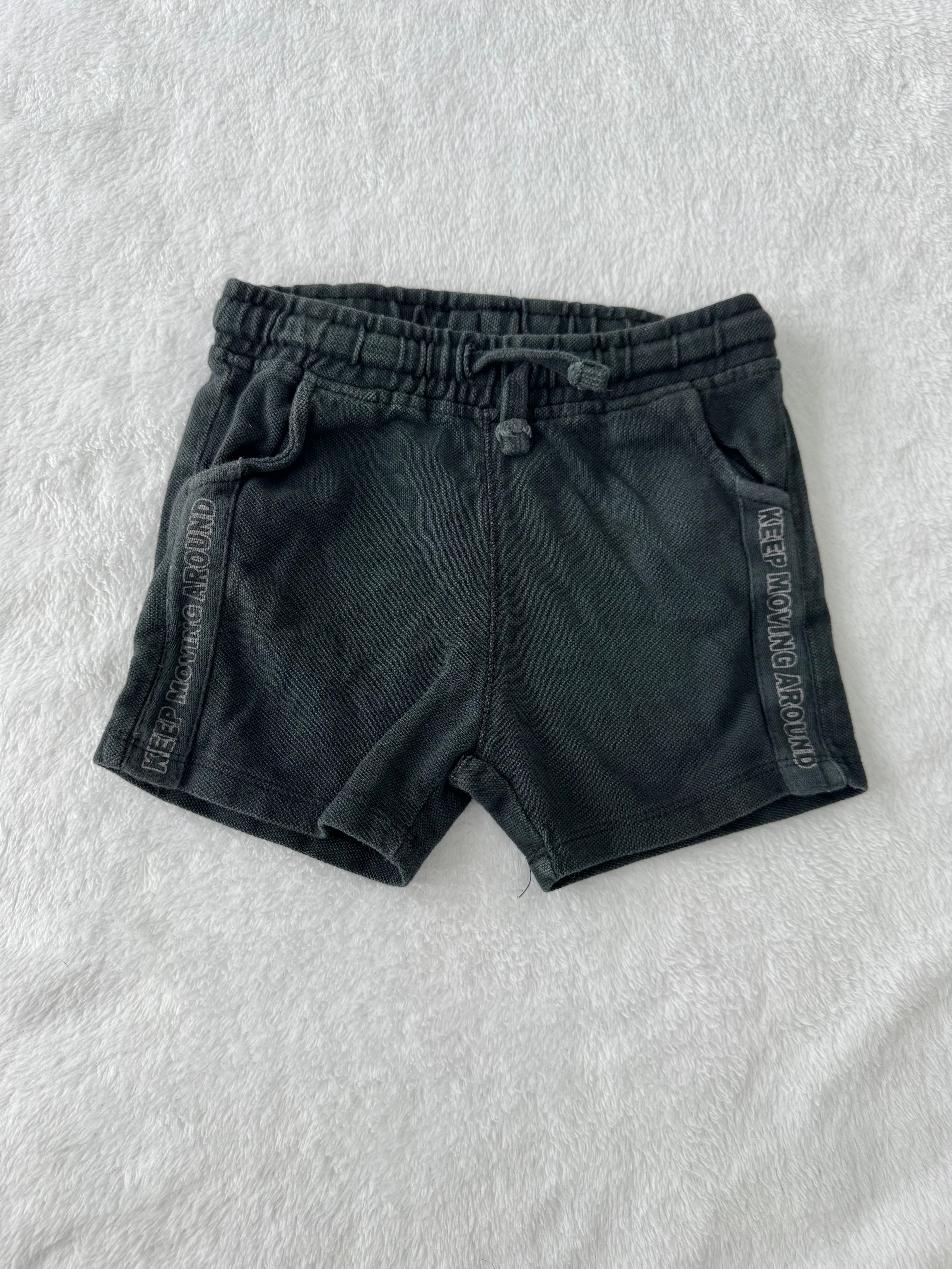 Zara 18-24 mois *un peu délavé