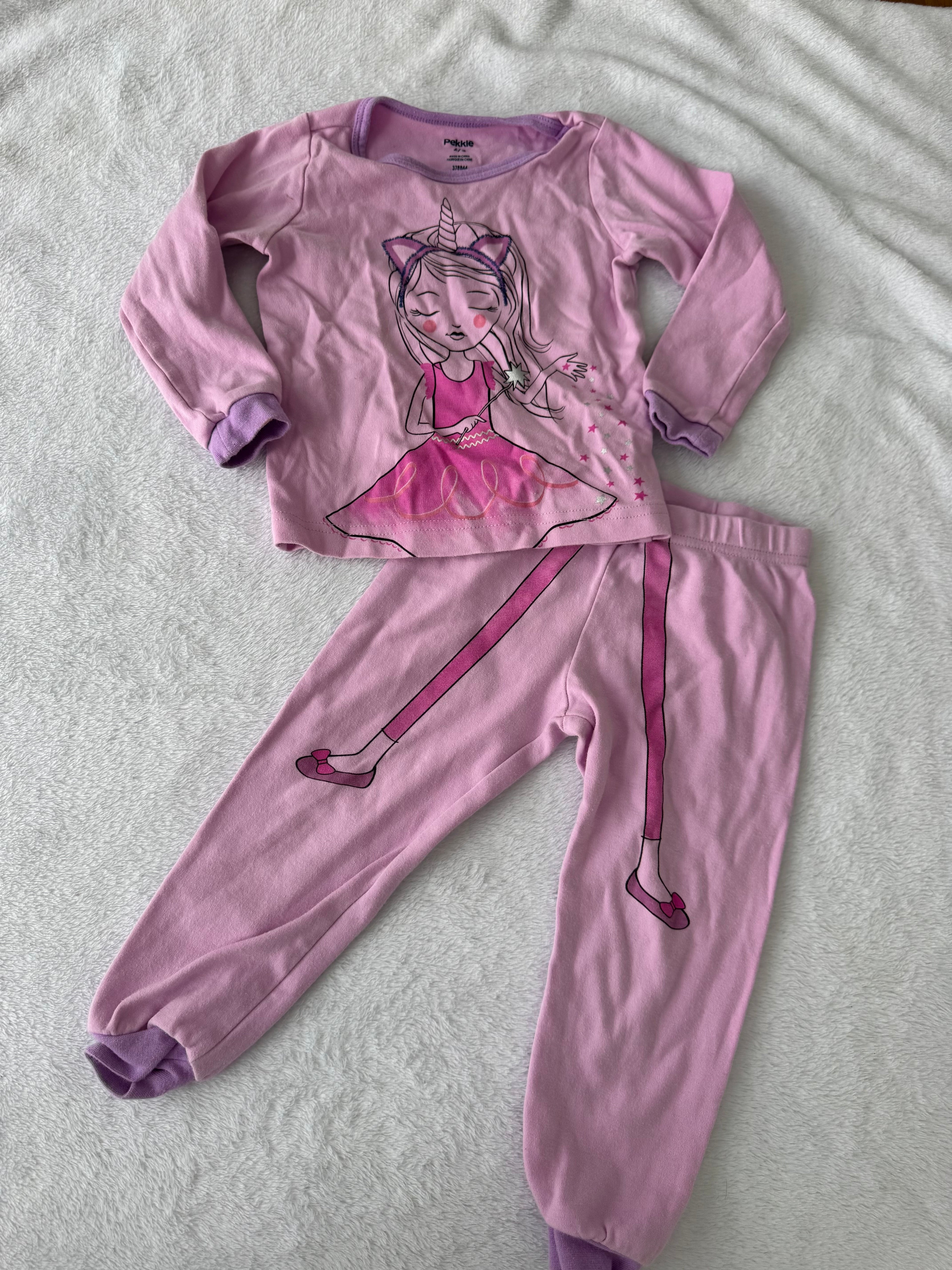 Pekkle 2-3 ans *petites taches