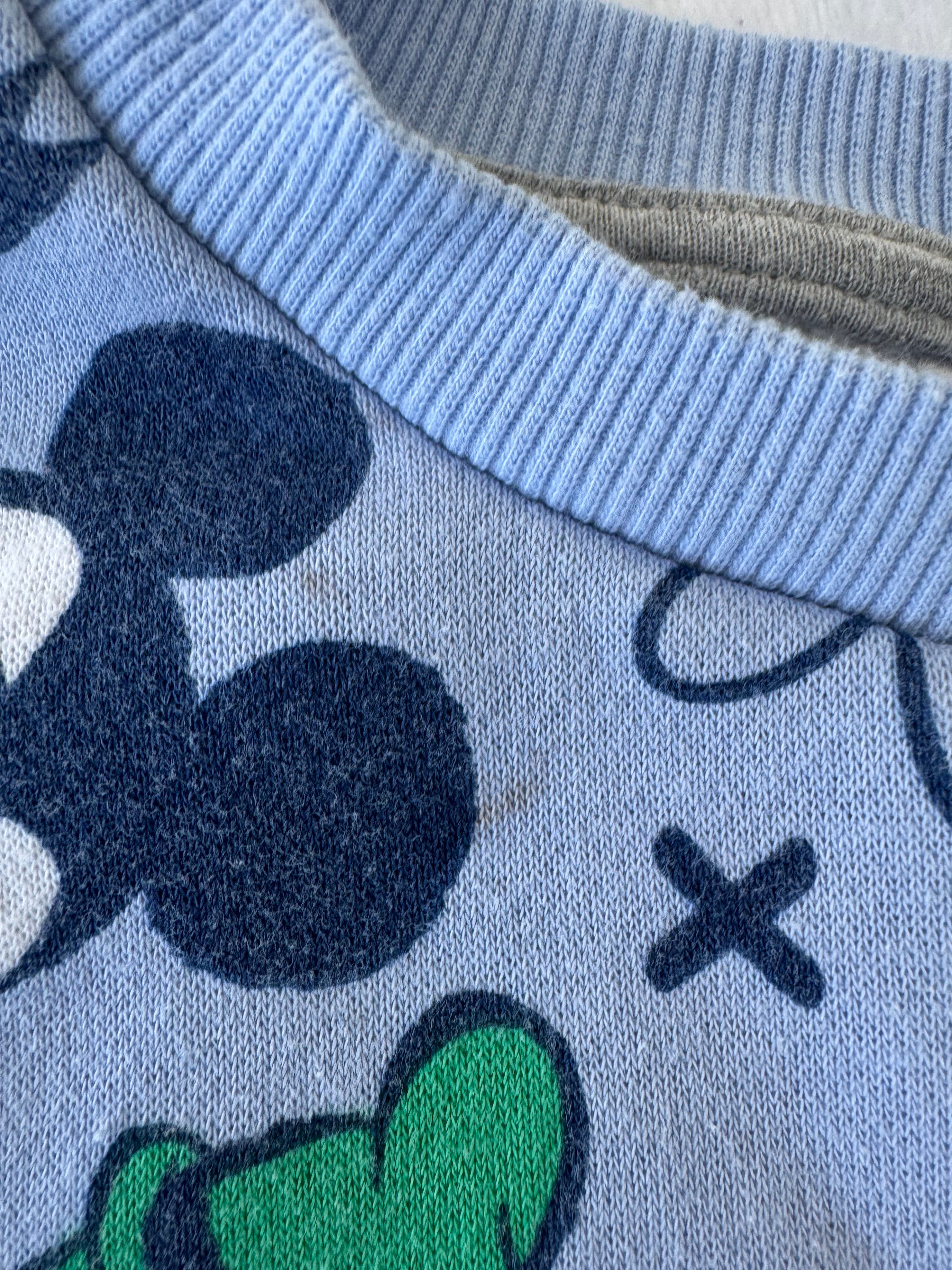Mickey and friends 6 ans *quelques taches