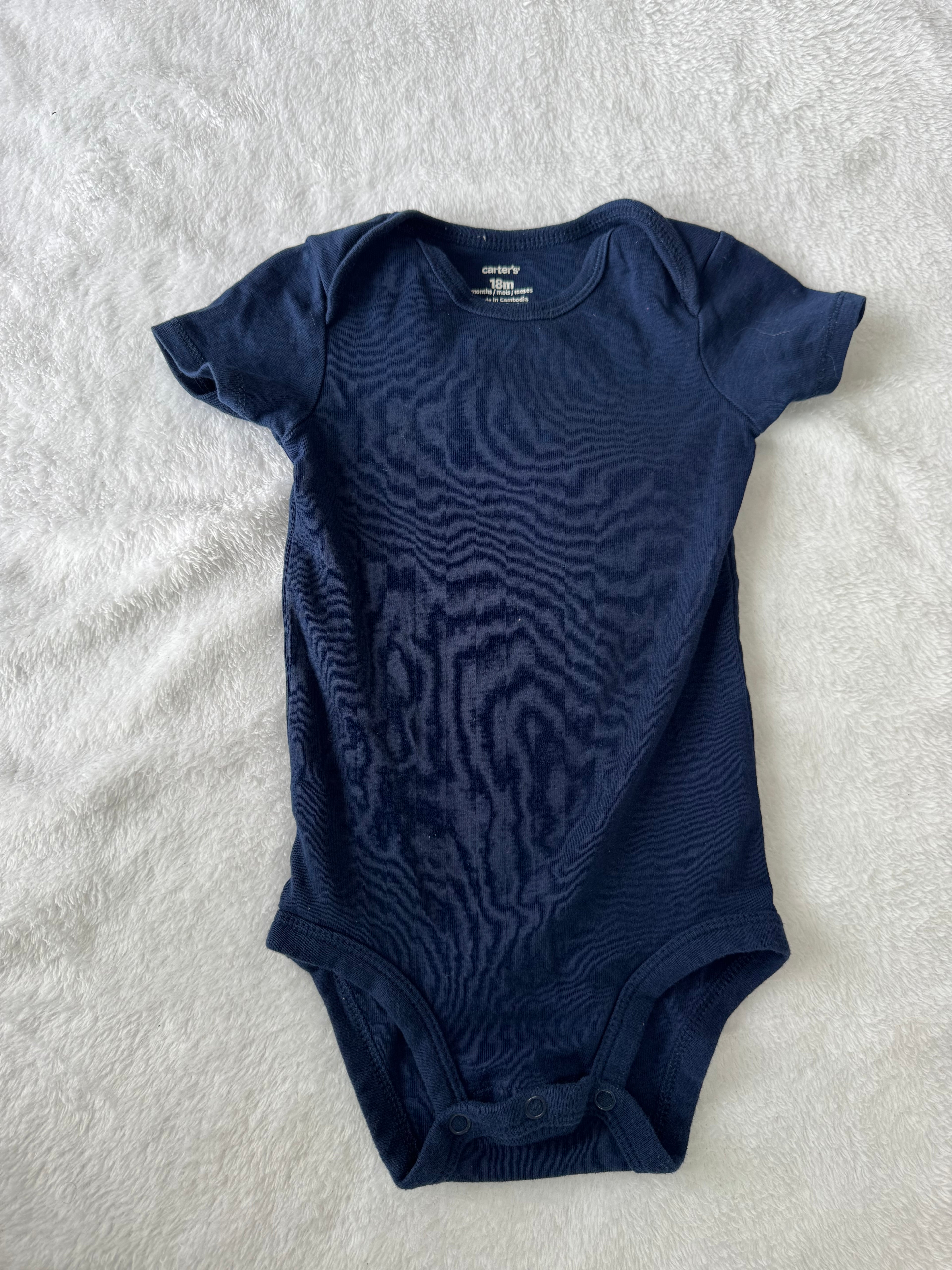 Carters 18 mois *mini tache