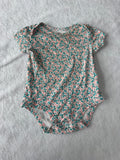 Carters 9 mois *col jauni