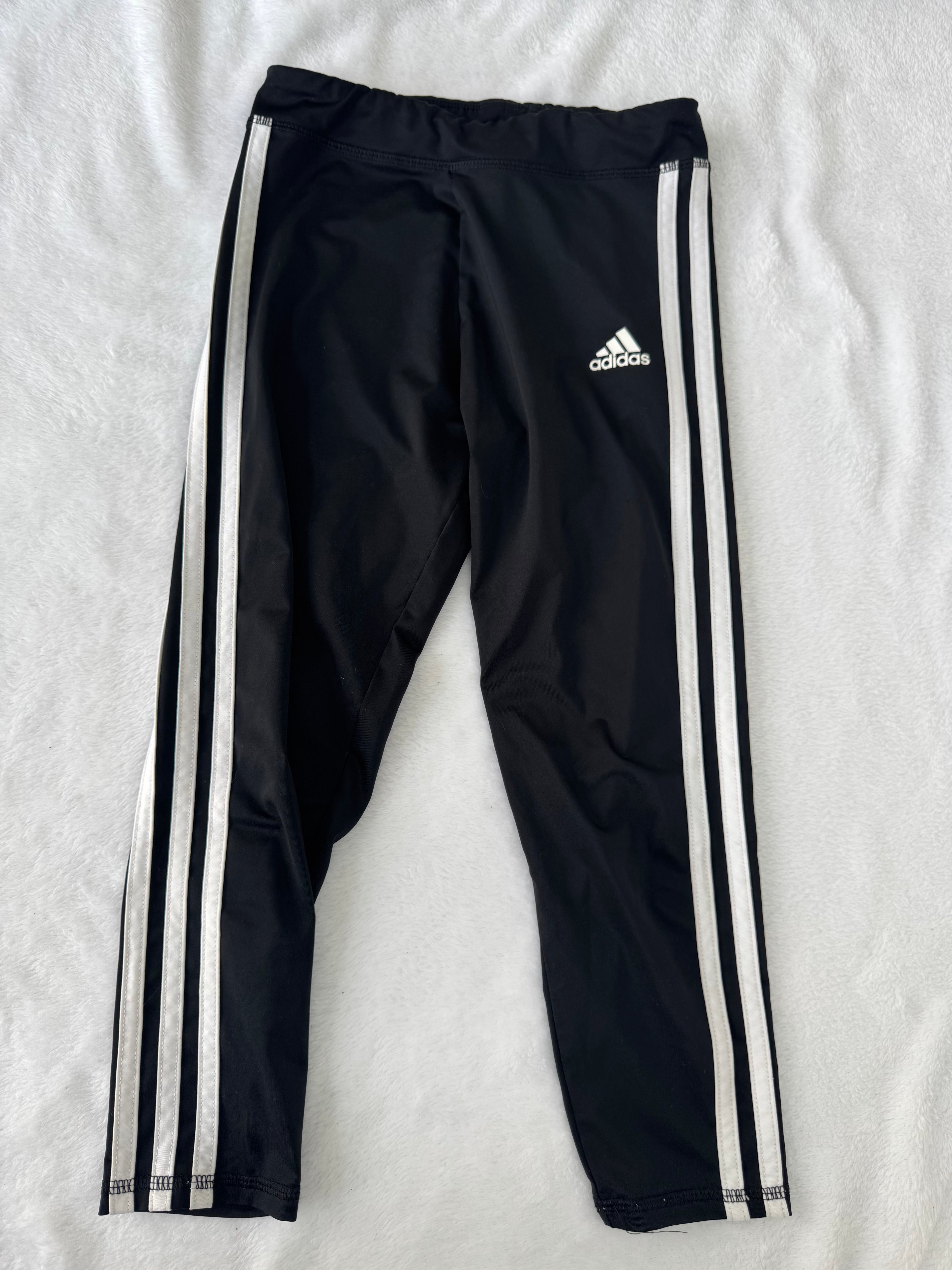Adidas M
