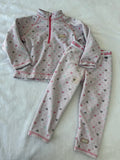 Souris Mini 2 ans *mousseux, tache sur pantalon