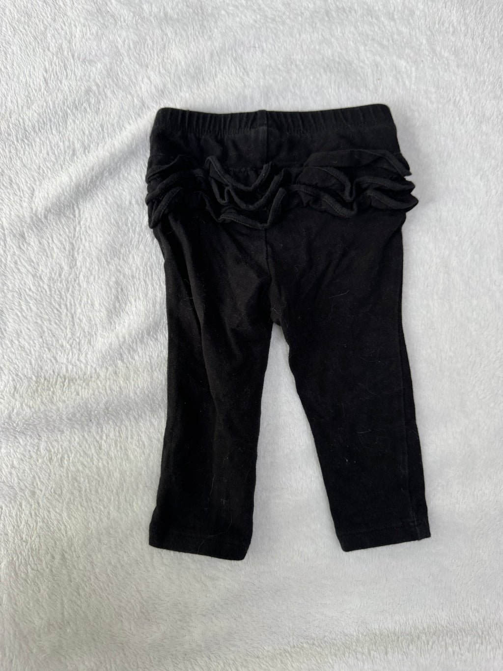 Old Navy 6-12 mois *photo de derrière un peu délavé/mousseux, tache