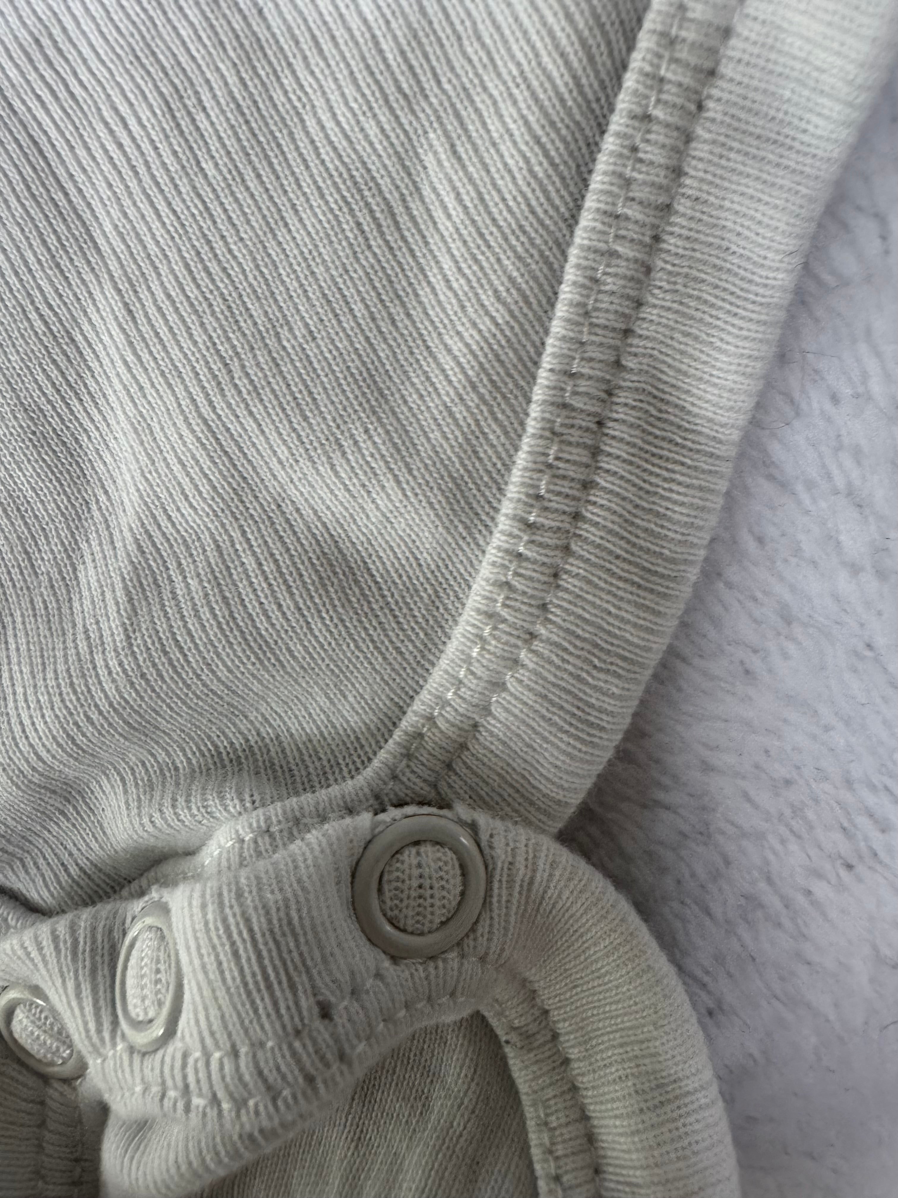 Joe Fresh 12-18 mois *taché et défraîchi