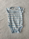 Carters 3 mois *petite tache, un peu mousseux