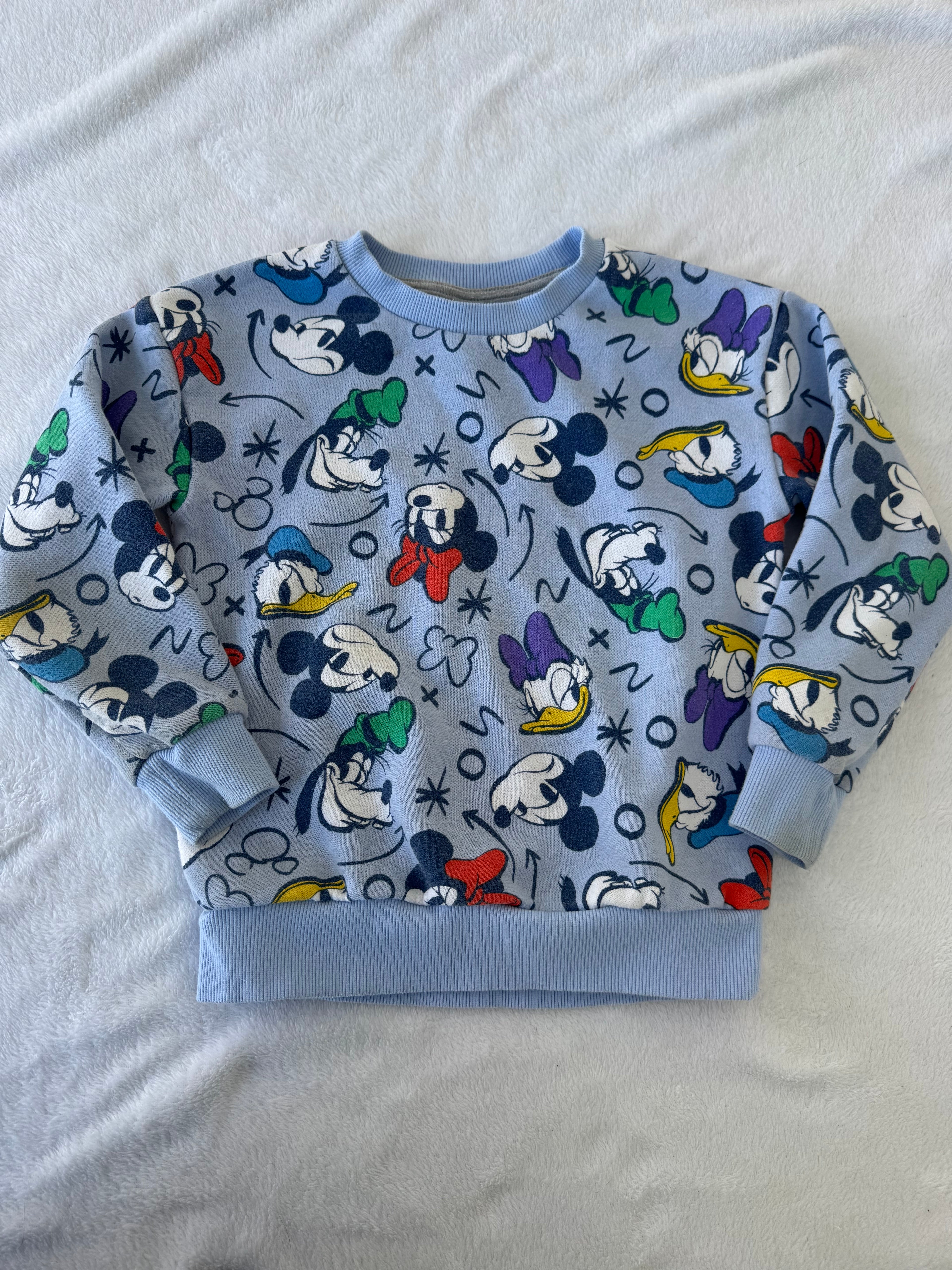 Mickey and friends 6 ans *quelques taches