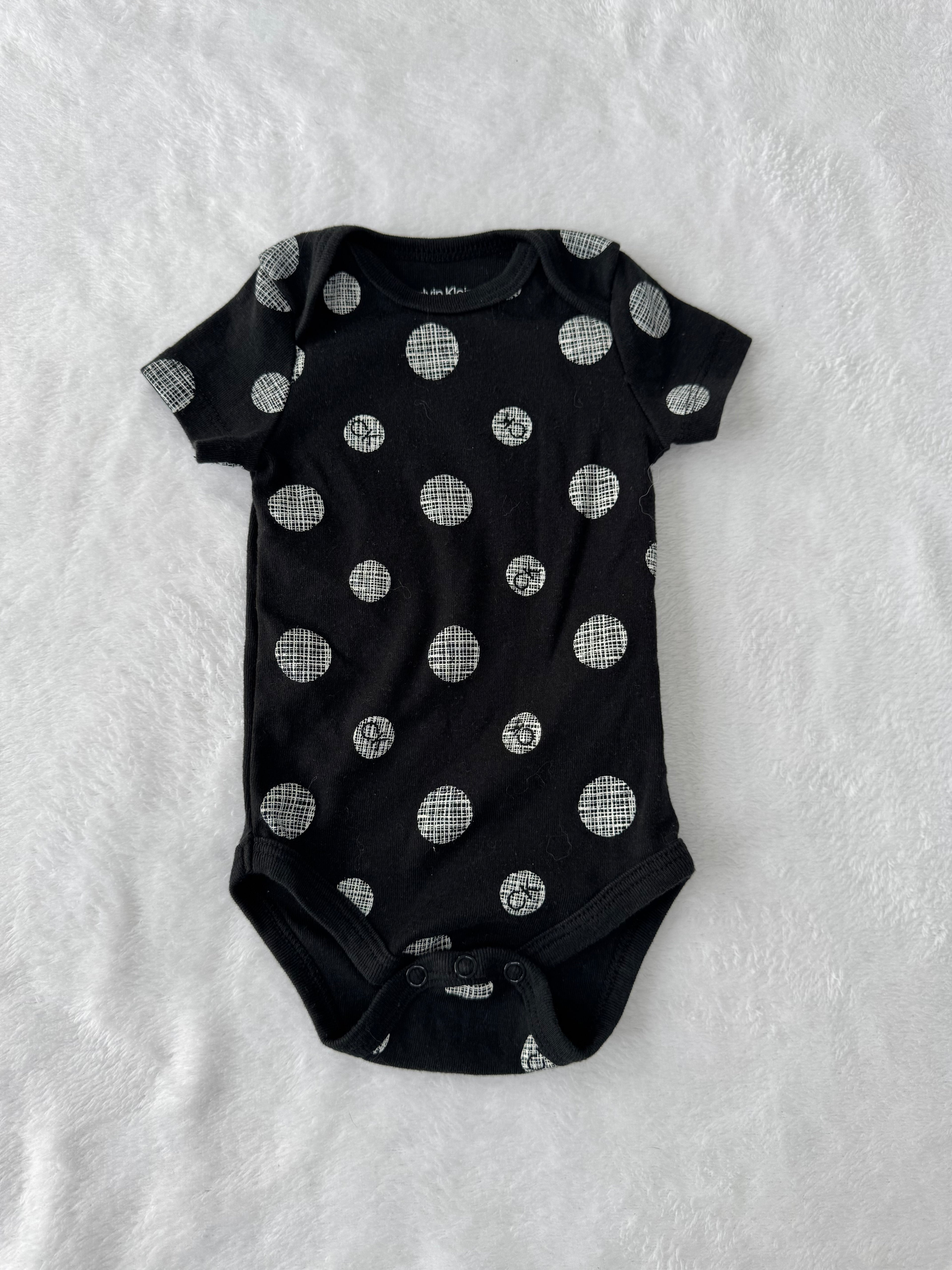 Calvin Klein 3-6 mois