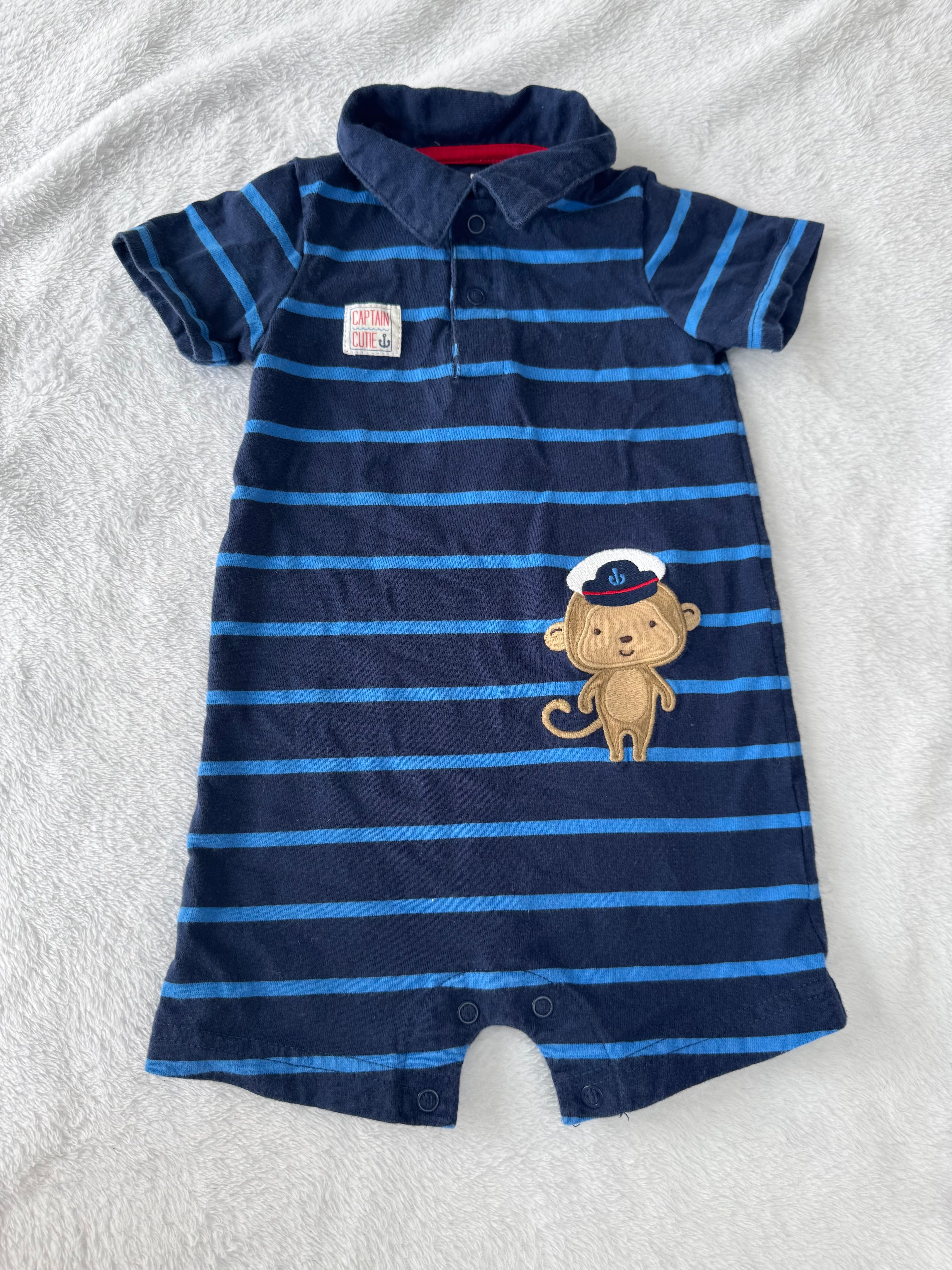 Carters 6-9 mois