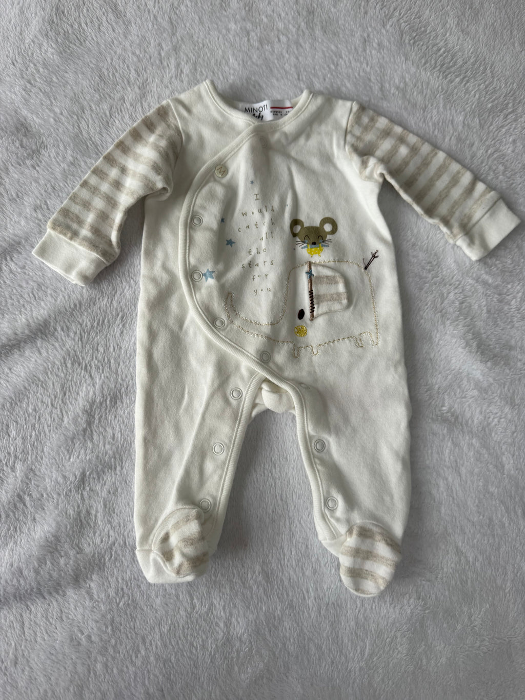 Minoti baby nouveau-né