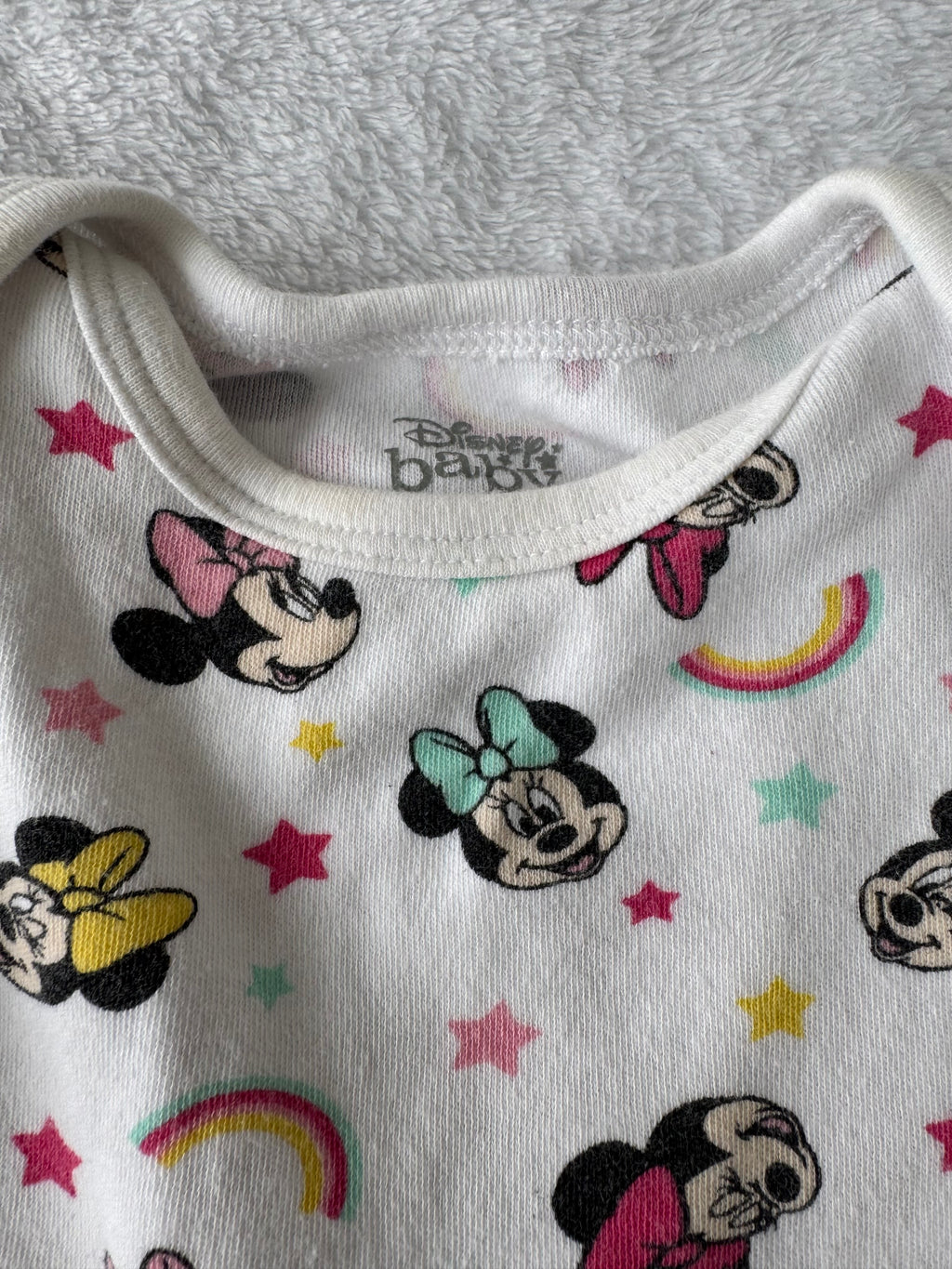 Disney baby 3 mois *petites taches