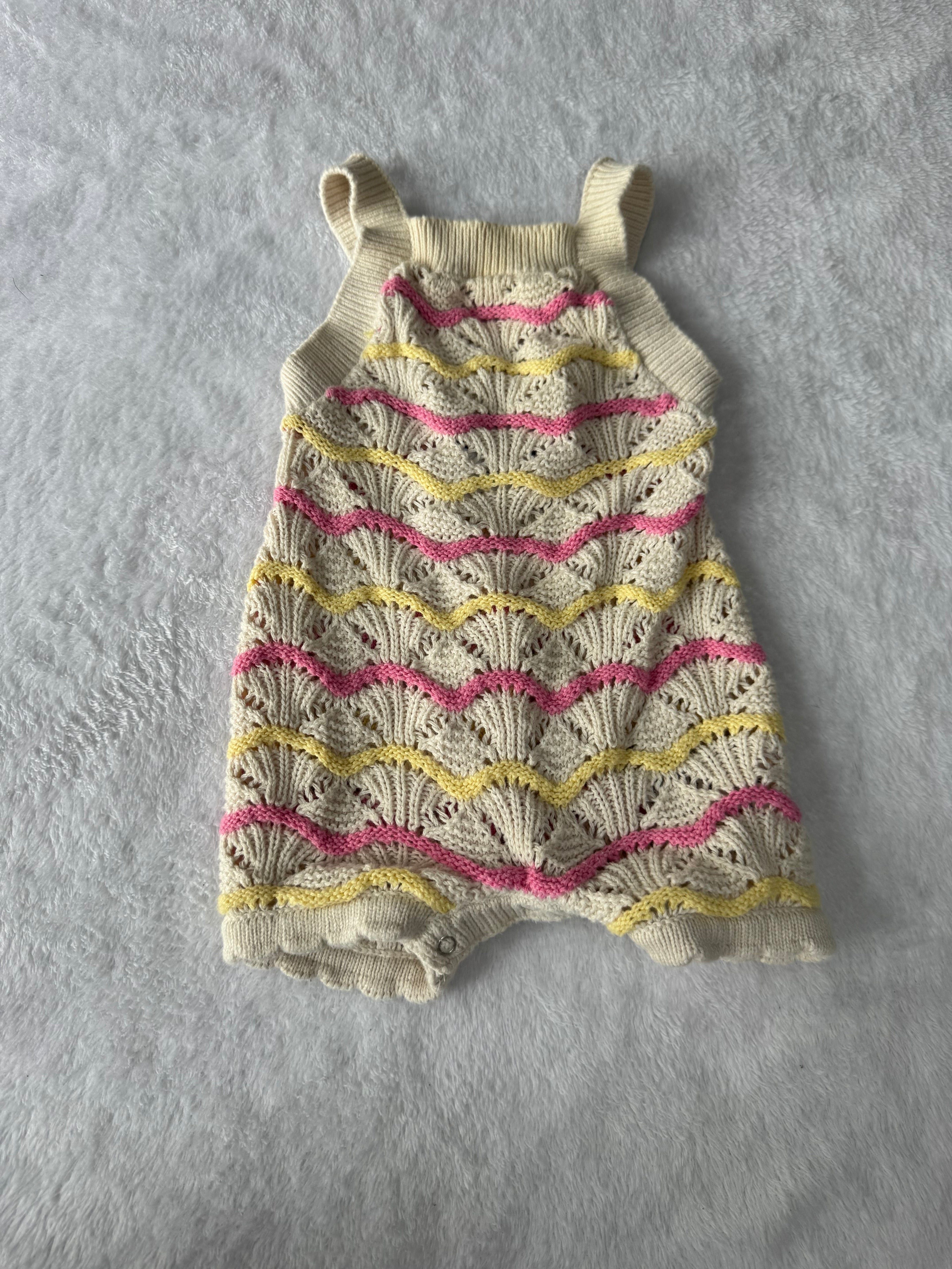 Old Navy 3-6 mois *petite tache