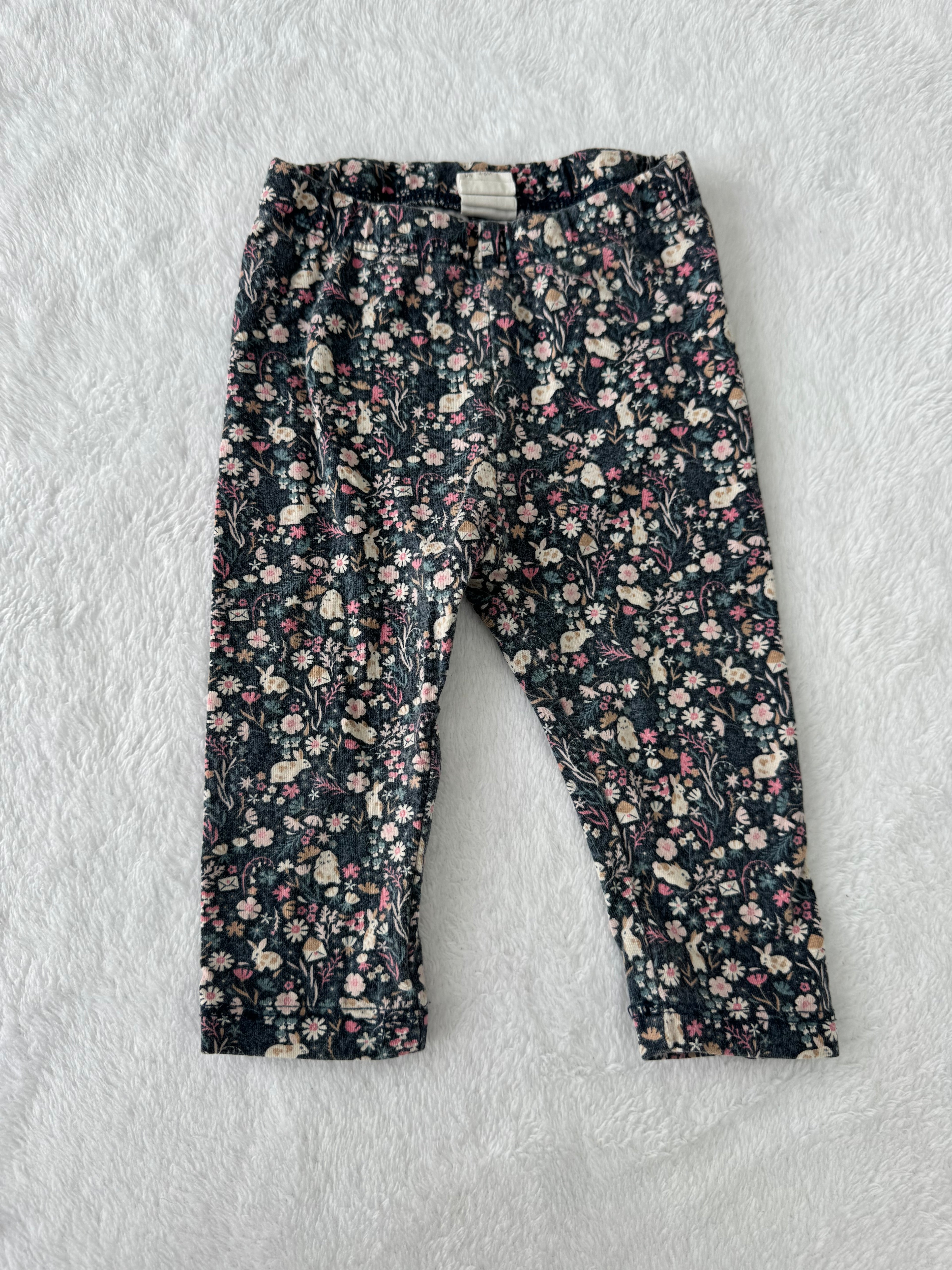 H&M 4-6 mois *un peu délavé